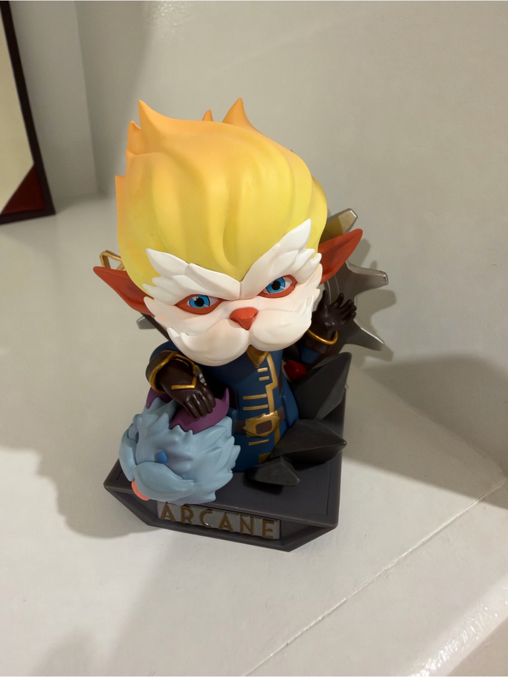 Arcane Figurine - Collectible